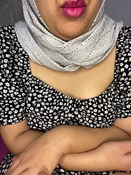 yassminsexy22 online show from January 10, 1:52 pm