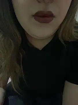 yassminsexy22 online show from March 27, 7:35 pm