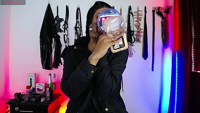 akinoro  online show from October 4, 4:49 pm