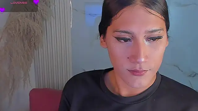 Snapshot of CamilaHarperr_ chatting on August 8, 10:50 am CamilaHarperr online show from August 8, 10:50 am
