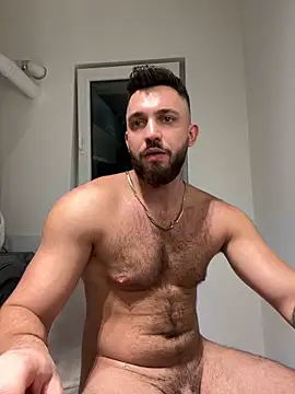 Snapshot of LoveIsBlind_ chatting on December 7, 2:09 am LoveIsBlind online show from December 7, 2:09 am