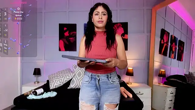 Snapshot of Elizabeth_Santos chatting on November 27, 4:36 am Elizabeth Santos online show from November 27, 4:36 am