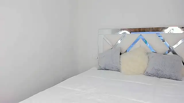 Snapshot of _violetadulce chatting on January 30, 2:49 am violetadulce online show from January 30, 2:49 am