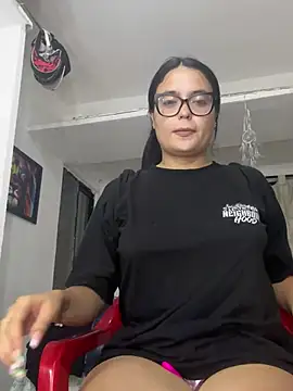 Karla-sexy01 online show from December 25, 11:20 pm