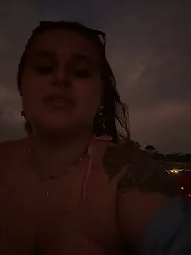 evy orange1 online show from October 26, 11:20 pm