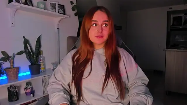 evy orange1 online show from February 12, 11:11 pm