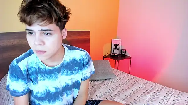 justinbiler online show from January 18, 12:26 pm