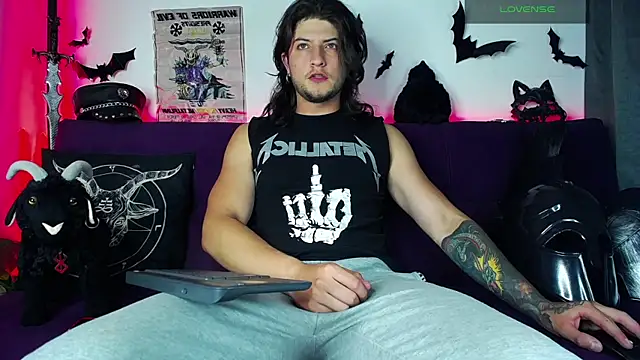 blckwolf 6 online show from January 12, 7:19 pm