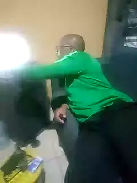 Snapshot of Sgeme325is chatting on March 1, 7:49 pm Sgeme325is online show from March 1, 7:49 pm