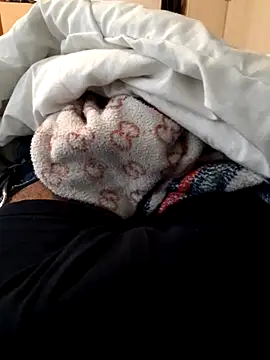 Snapshot of Big_Dick_22_in_Room chatting on October 11, 11:31 am Big Dick 22 in Room online show from October 11, 11:31 am