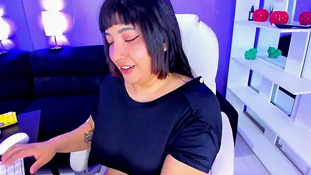 Emma monserrat online show from April 30, 11:16 am