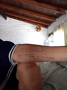 Snapshot of Viudanegraa chatting on November 5, 12:05 pm Viudanegraa online show from November 5, 12:05 pm