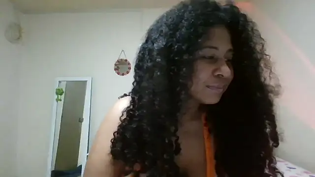 Snapshot of Ivon-09 chatting on May 16, 1:10 pm Ivon-09 online show from May 16, 1:10 pm