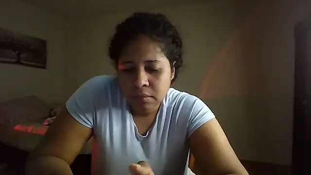 Snapshot of Ivon-09 chatting on July 18, 12:09 pm Ivon-09 online show from July 18, 12:09 pm