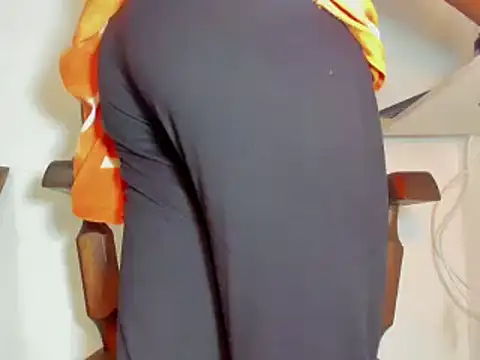 Aniilethebonny online show from February 28, 5:04 pm