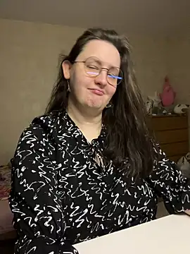 hungry1bunny online show from February 7, 6:44 pm