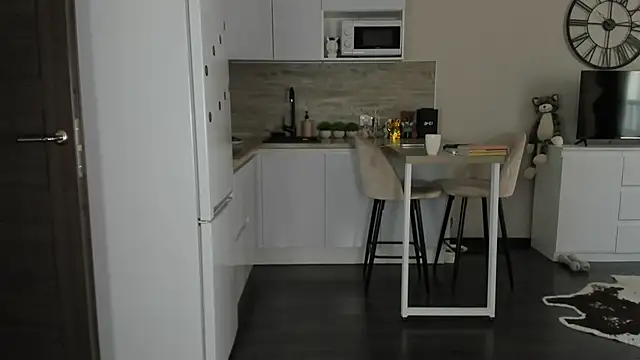 nilliluv online show from February 24, 10:46 am