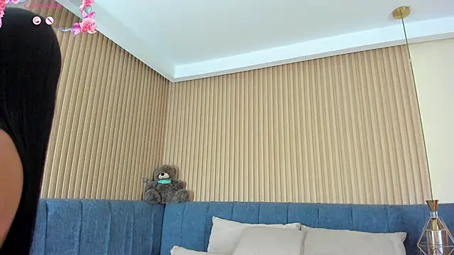 kathecute   online show from April 28, 1:48 am