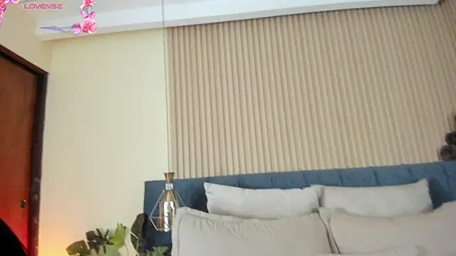 kathecute   online show from July 30, 12:09 am