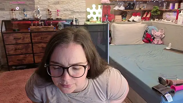 Kimberly-Caprice online show from May 24, 8:41 am