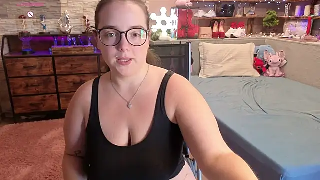 Kimberly-Caprice online show from June 2, 9:11 am