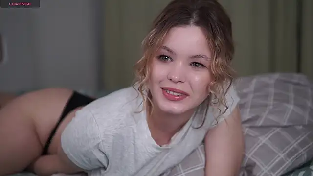 Snapshot of Milana15 chatting on January 23, 7:00 am Milana15 online show from January 23, 7:00 am