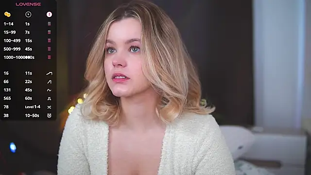 Snapshot of Milana15 chatting on March 23, 8:59 am Milana15 online show from March 23, 8:59 am