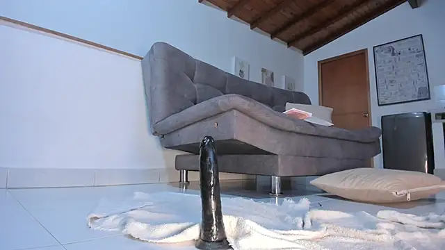 Snapshot of thecurvy_girl chatting on February 25, 2:00 pm thecurvy girl online show from February 25, 2:00 pm