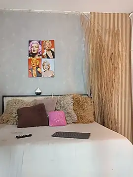nahiarapalmer19 online show from July 10, 12:59 am