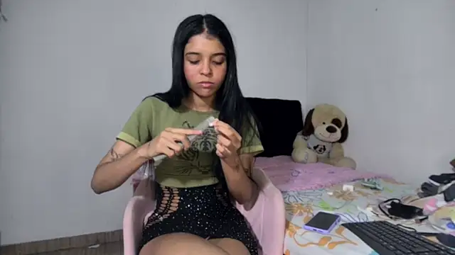 Snapshot of Michi_sexy chatting on July 23, 2:04 pm Michi sexy online show from July 23, 2:04 pm