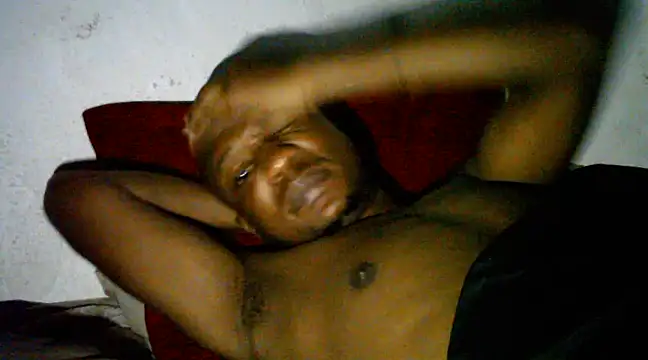 Snapshot of TheeRealShow chatting on January 22, 1:10 am TheeRealShow online show from January 22, 1:10 am