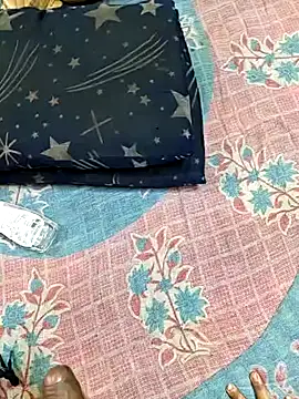 Snapshot of GF_nd_BF_ chatting on October 31, 7:42 am GF nd BF  online show from October 31, 7:42 am