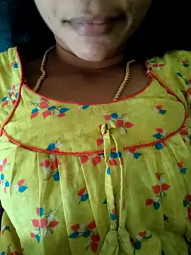 Snapshot of Ambika01 chatting on April 5, 8:33 am Ambika01 online show from April 5, 8:33 am