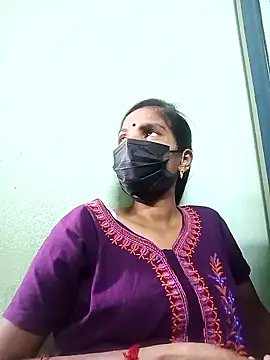 anusiya01 online show from January 25, 7:06 am