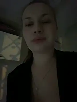 Ariell Margot  online show from March 9, 10:19 pm