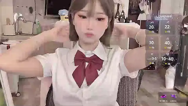 Snapshot of -XunMengLong- chatting on March 12, 7:38 pm -XunMengLong- online show from March 12, 7:38 pm