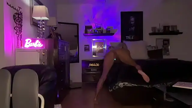 VelvetBarbie online show from February 22, 11:47 pm