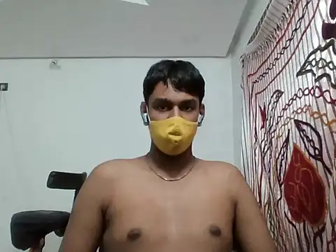 Snapshot of brownguy1234 chatting on December 6, 8:05 am brownguy1234 online show from December 6, 8:05 am