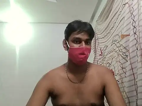 Snapshot of brownguy1234 chatting on December 23, 2:39 pm brownguy1234 online show from December 23, 2:39 pm