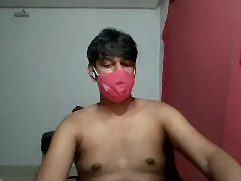 Snapshot of brownguy1234 chatting on January 20, 6:32 pm brownguy1234 online show from January 20, 6:32 pm