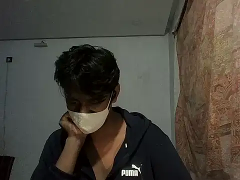 Snapshot of brownguy1234 chatting on January 25, 7:39 pm brownguy1234 online show from January 25, 7:39 pm