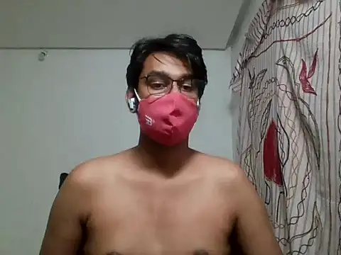 Snapshot of brownguy1234 chatting on February 15, 10:52 pm brownguy1234 online show from February 15, 10:52 pm