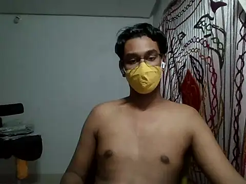 Snapshot of brownguy1234 chatting on February 21, 6:37 pm brownguy1234 online show from February 21, 6:37 pm