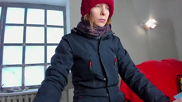 Snapshot of YourSuperModel chatting on February 25, 4:03 am YourSuperModel online show from February 25, 4:03 am