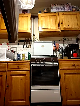 intx800 online show from December 18, 3:15 am