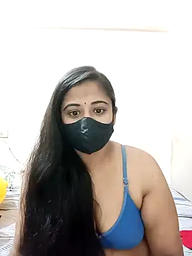 DIZZLING DIVA online show from December 30, 10:55 pm