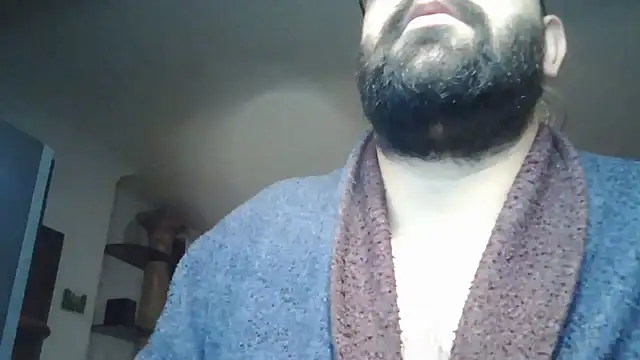 Snapshot of manokiitoo chatting on March 28, 9:53 am manokiitoo online show from March 28, 9:53 am