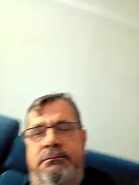 axecoman60 online show from February 18, 8:21 am