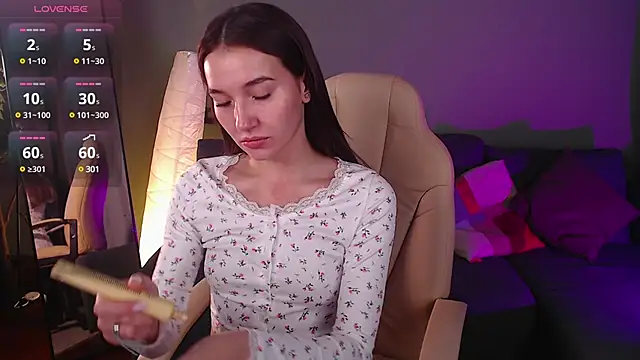 Bellla Haddid online show from February 24, 12:52 am