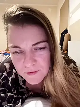 LunikaLunaX online show from January 21, 8:21 pm